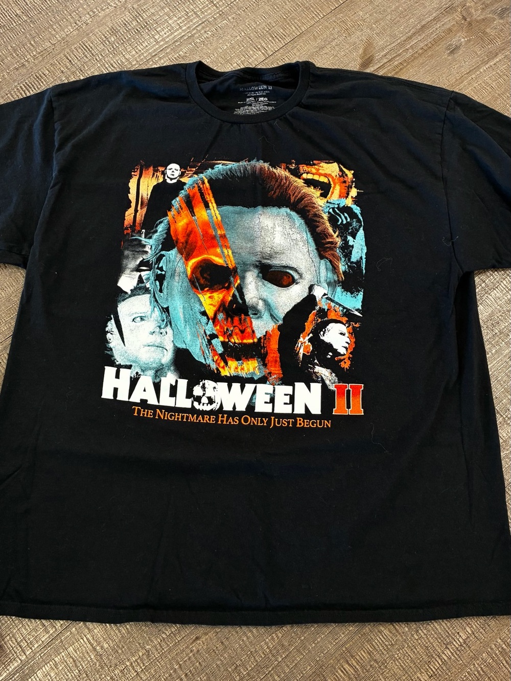 Halloween II Graphic T‑Shirt - Black crewneck size 2XL